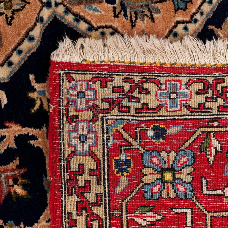 MATTA, semiantik Iransk Qum, part silk. 198 x 141.