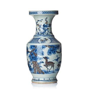 A blue and white and iron red vase. Qing dynasty, 19th century.