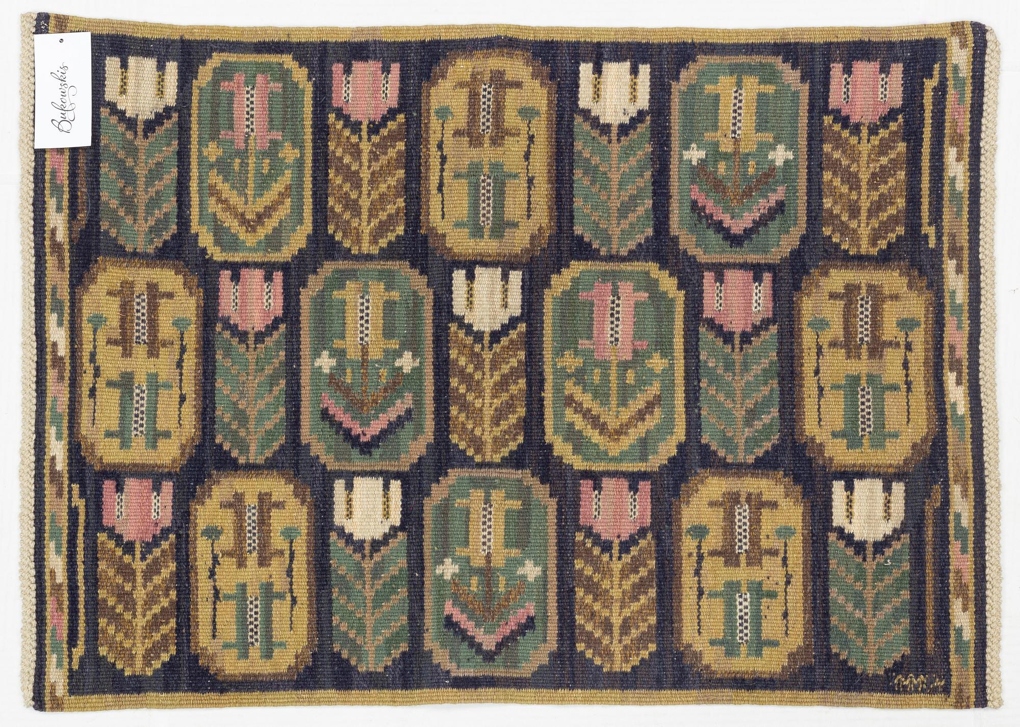 Märta Måås-Fjetterström, vävnad, "Medaljongerna", rölakan, ca 85 x 52 cm, signerad AB MMF.