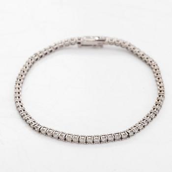 Tennisarmband, 14K vitguld med briljantslipade diamanter tot. ca 3.17 ct.