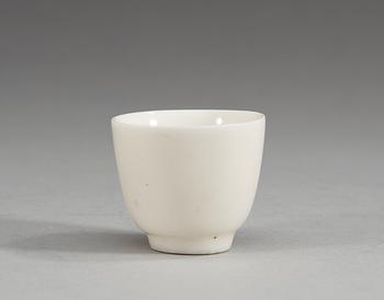 A blanc de chine wine cup, Qing dynasty, Kangxi (1662-1722).