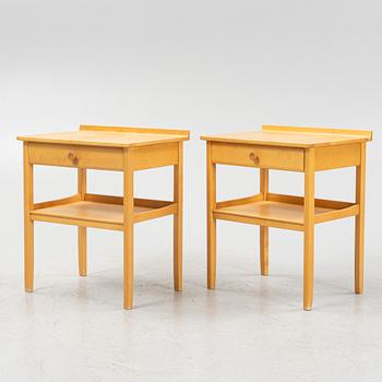 Carl Malmsten, a pair of birch bedside tables, Åfors Möbelfabrik.