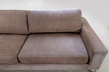Ihreborn, soffa med fotpall, samtida.