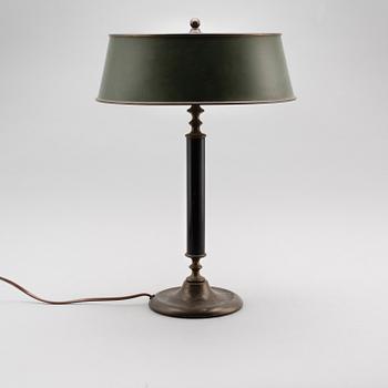 BORDSLAMPA, 1900-talets första hälft.