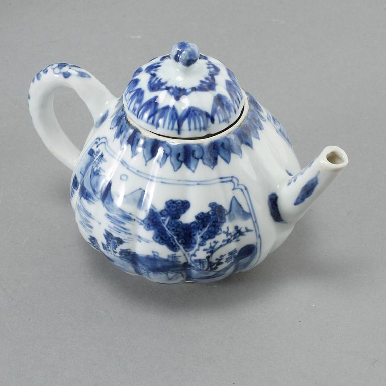 PARTI PORSLIN, 8 delar, Kina, 1700- och 1800-tal.