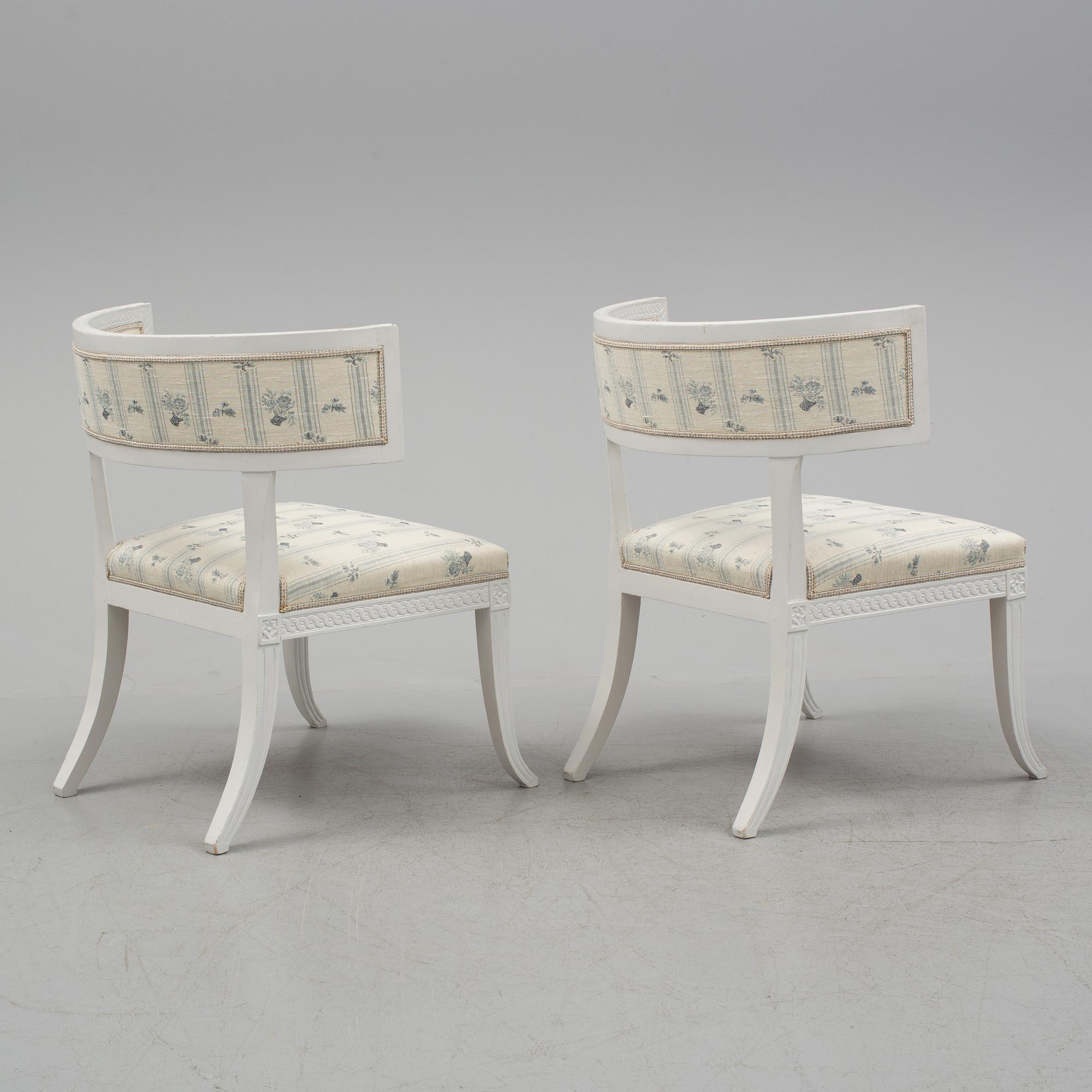 A pair of Swedish late Gustavian 1790's klismos chairs.