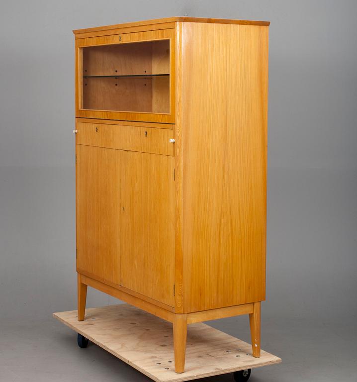 CHIFFONJÉ / BARSKÅP, 1900-talets mitt.