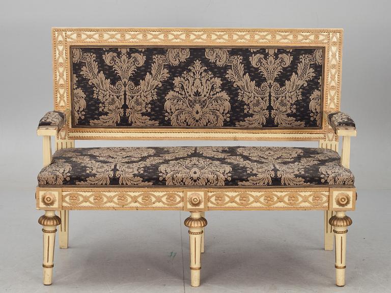 SOFFA och KARMSTOLAR, ett par, gustaviansk stil. Omkring 1900.
