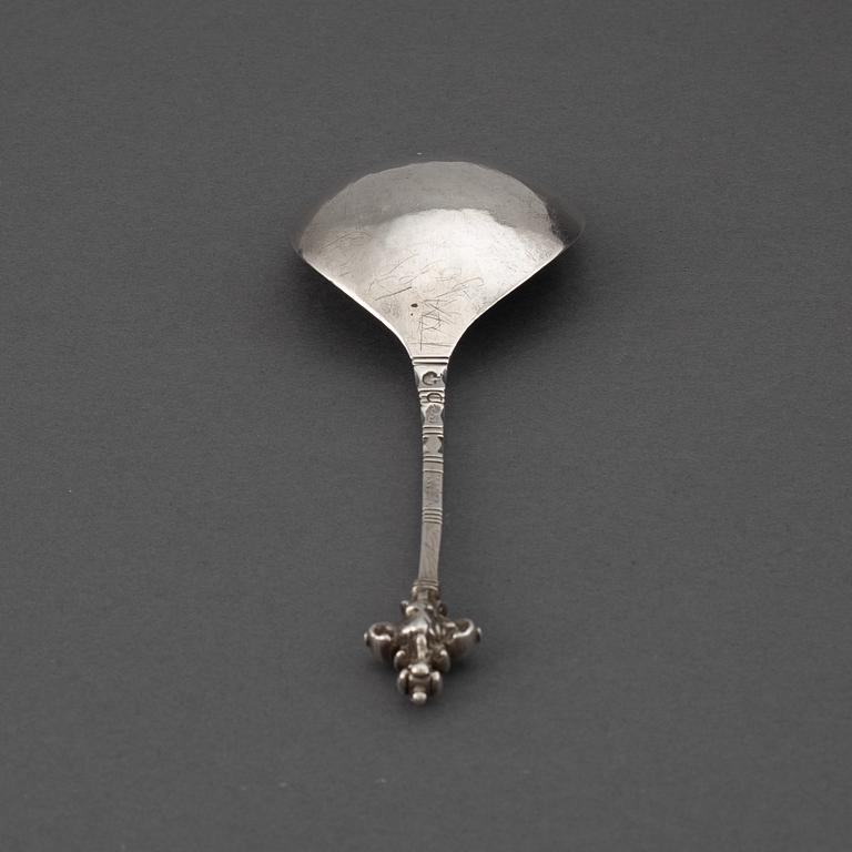 Bengt Collin, sked med dubbel kerubknopp, silver, Uppsala 1701.