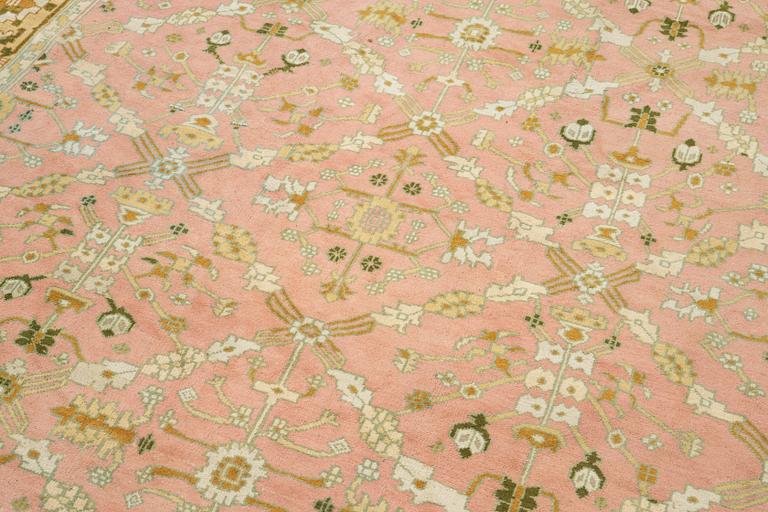 Carpet, India, possibly Amritsar, 1920s, approx. 402 x 305 cm.