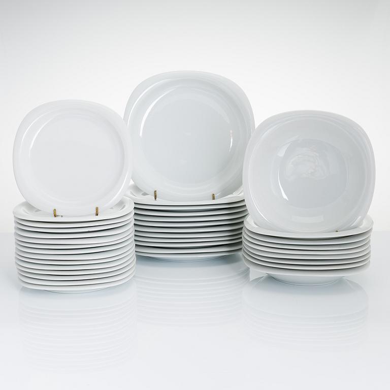 Timo Sarpaneva, A 74-piece 'Suomi' tableware set in porcelain, Rosenthal Studio-linie, 1980s. Design year 1976.