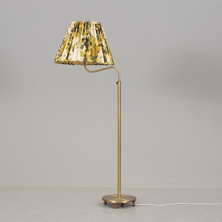 GOLVLAMPA, Josef Frank, modell 2368, Firma Svenskt Tenn.