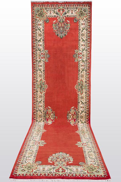 Gallerimatta, Persisk, ca 585 x 154 cm.