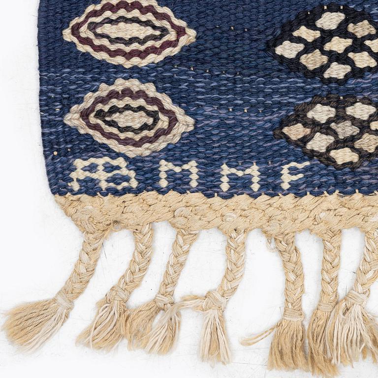 Barbro Nilsson, a carpet, 'Snäckorna' tapestry weave, approx. 273 x 193 cm, signed AB MMF BN.
