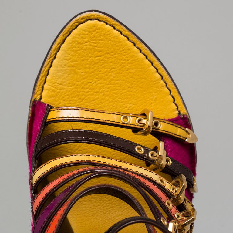 LOUIS VUITTON, pumps, storlek 39.