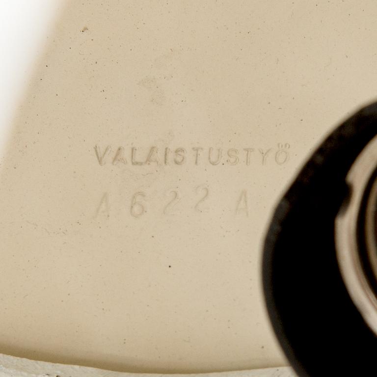 Alvar Aalto,  A 'A622A' ceiling light for Valaistustyö.