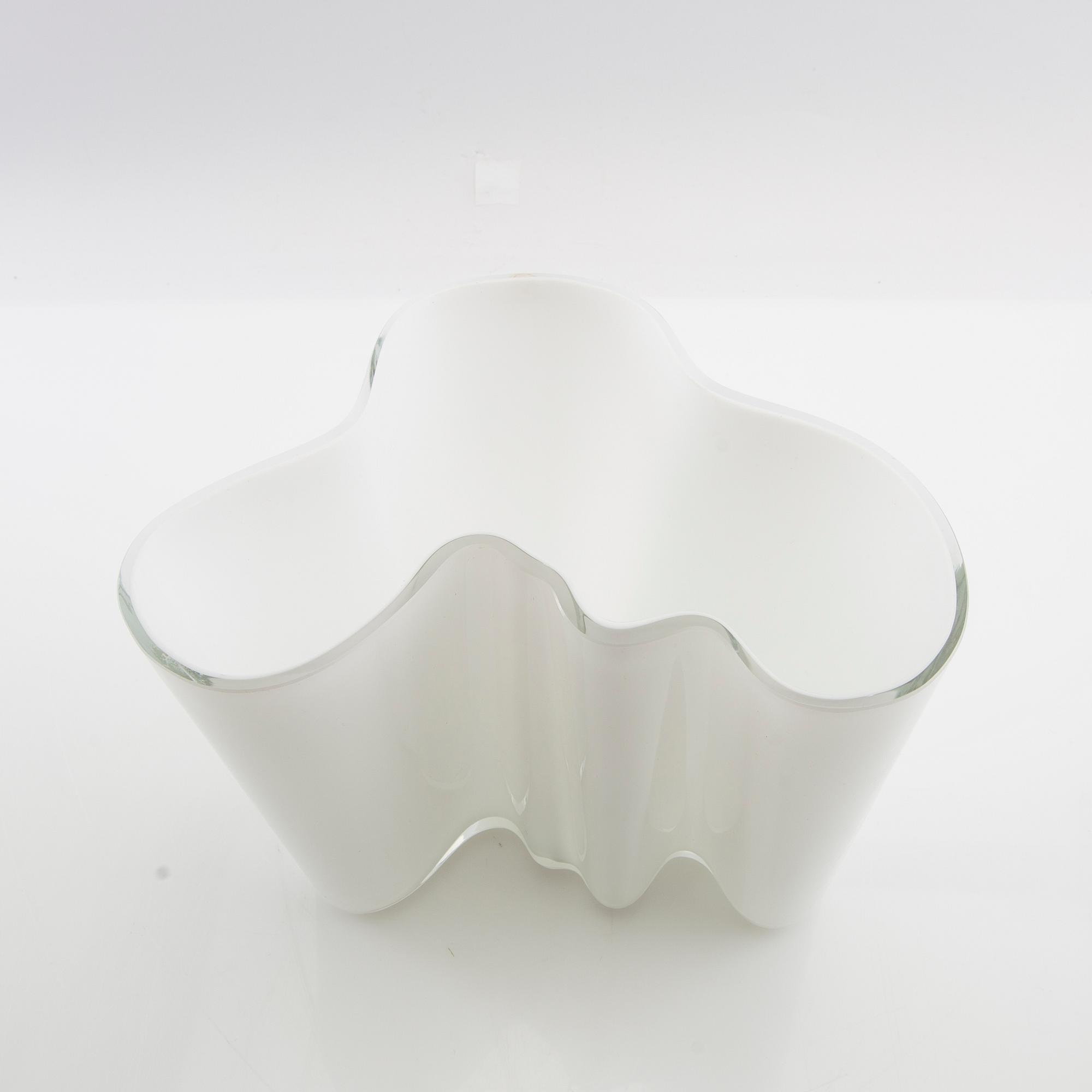 Alvar Aalto, vase model no. 3030 signed Iittala Finland.