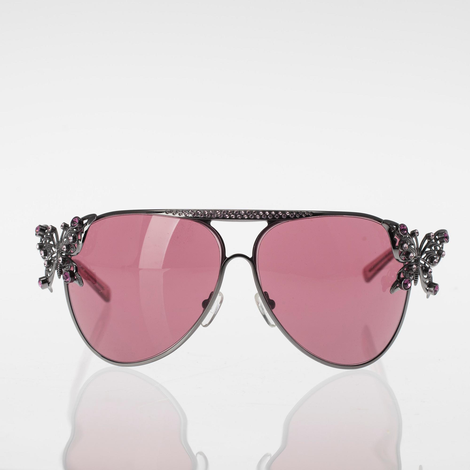 AURINKOLASIT, Valentino.