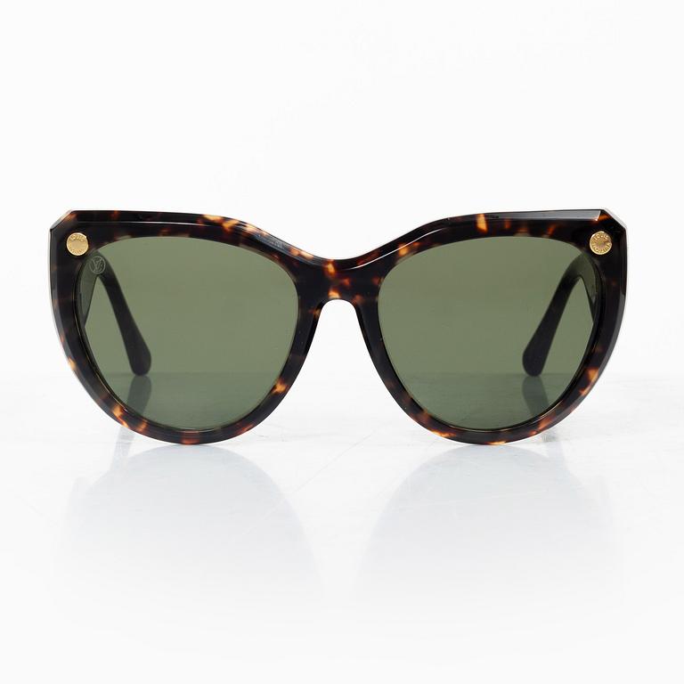 Louis Vuitton, Sunglasses.