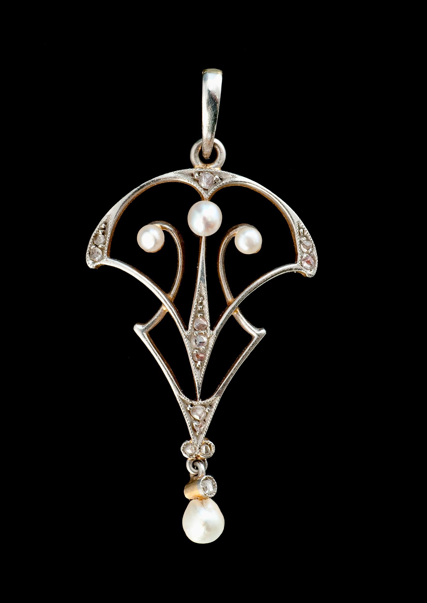 PENDANT.