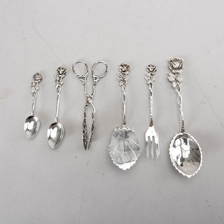 22 pieces of second half of the 20th century silver silver cutlery. Total weight app. 250 gram.