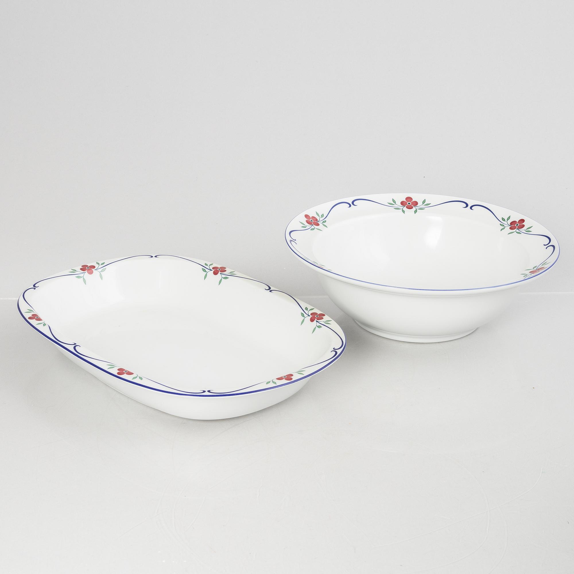 Pia rönndahl, a 66-piece service, "Sundborn", Rörstrand, Sweden.