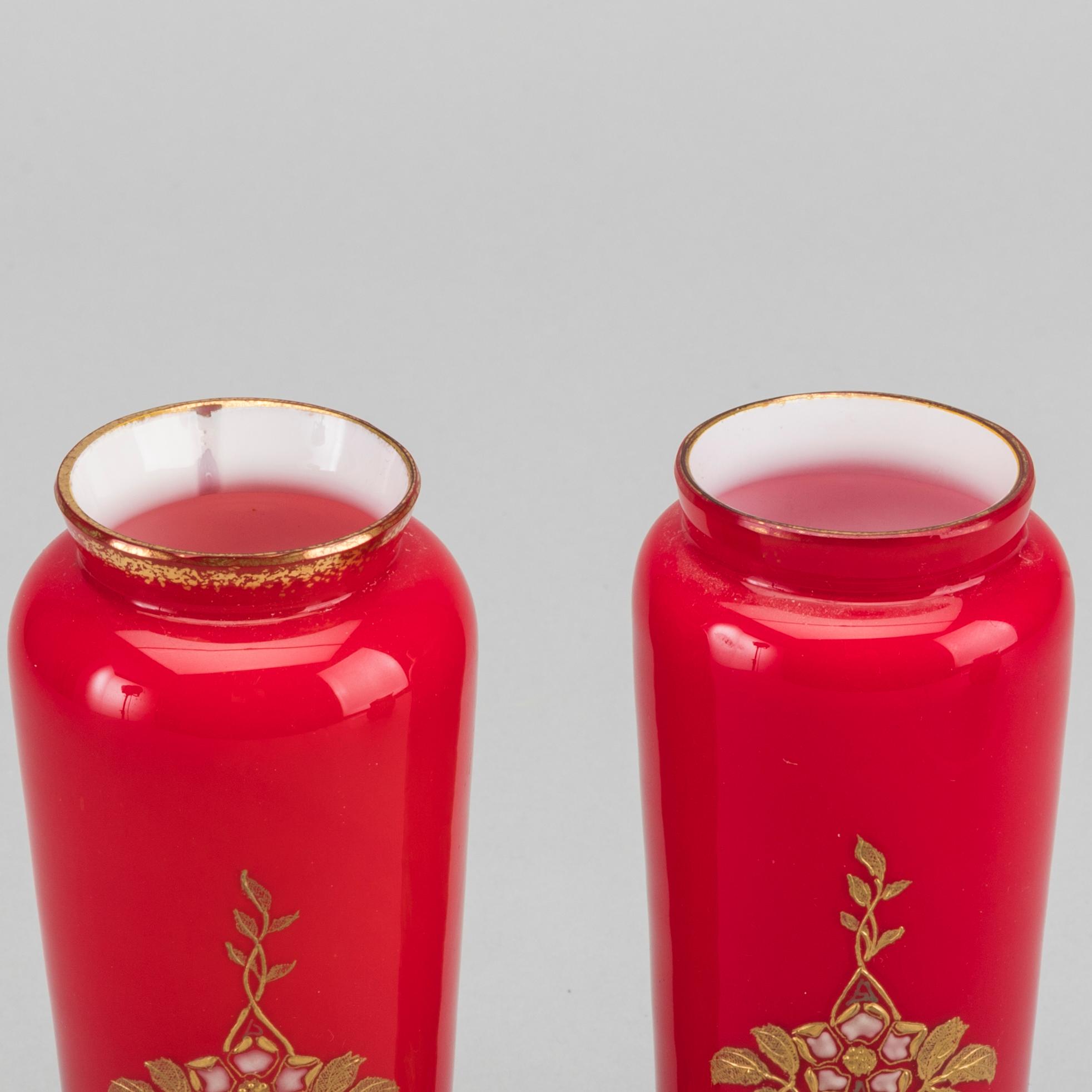 THEODORE LEGRAS, a set of three glass vases and bowl Art Nouveau around 1900.
