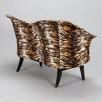 Olof Ottelin, soffa "Duetto" Kervo Snickerifabrik, Stockmann, 1900-talets mitt.