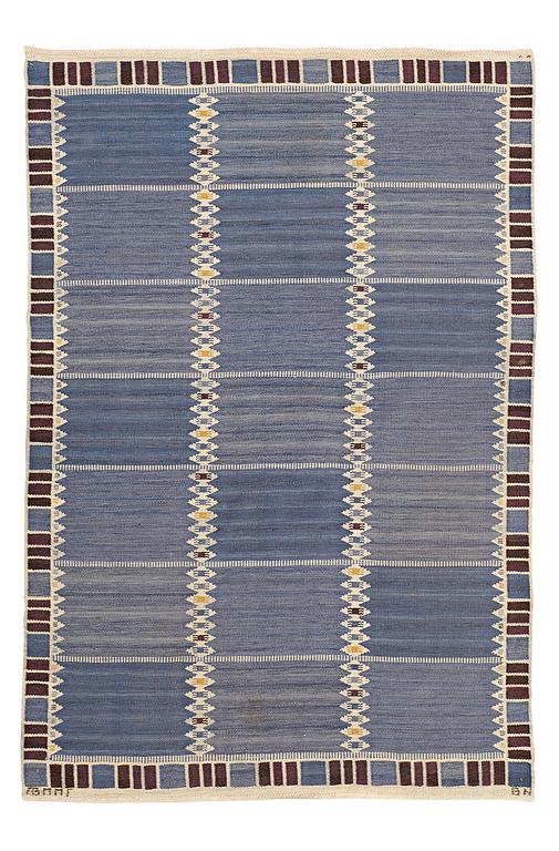 Barbro Nilsson, A CARPET, "Salerno blå med enkel bård", flat weave, ca 252,5 x 172,5 cm, signed AB MMF BN.