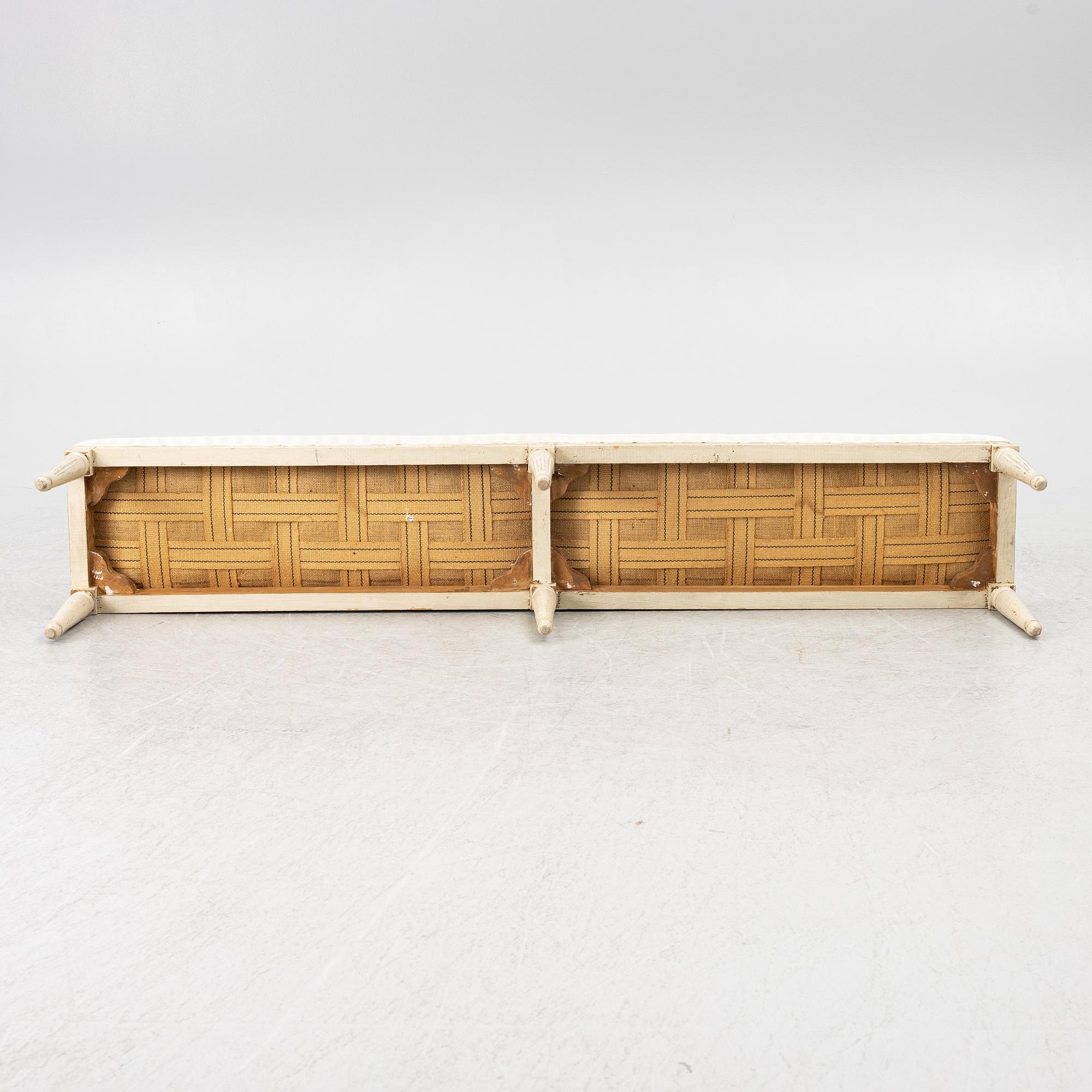 Bänk, Gustaviansk stil, 1900-tal.