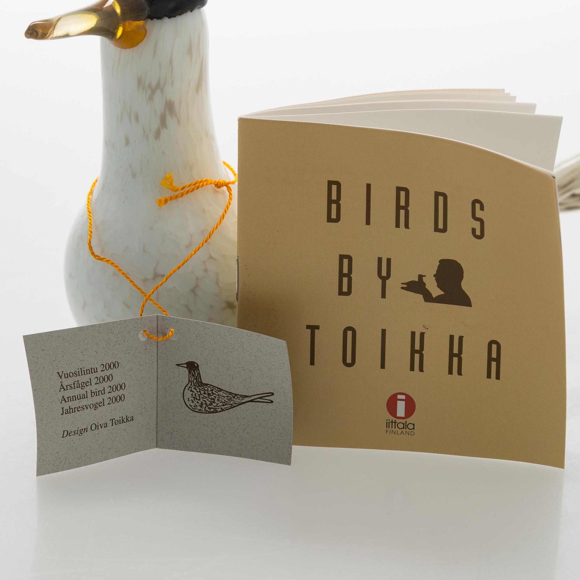 Oiva Toikka, an annual glass bird, 'Arctic tern', signed O. Toikka Nuutajärvi 2000.