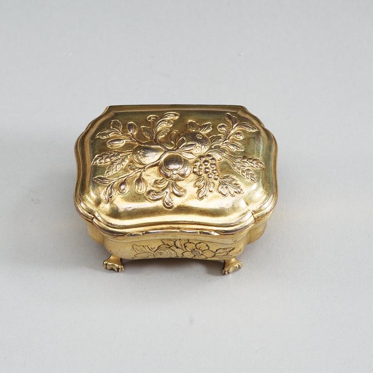 A German 18th century silver-gilt cruet-box, unidentified makers mark, Augsburg 1767-1769.