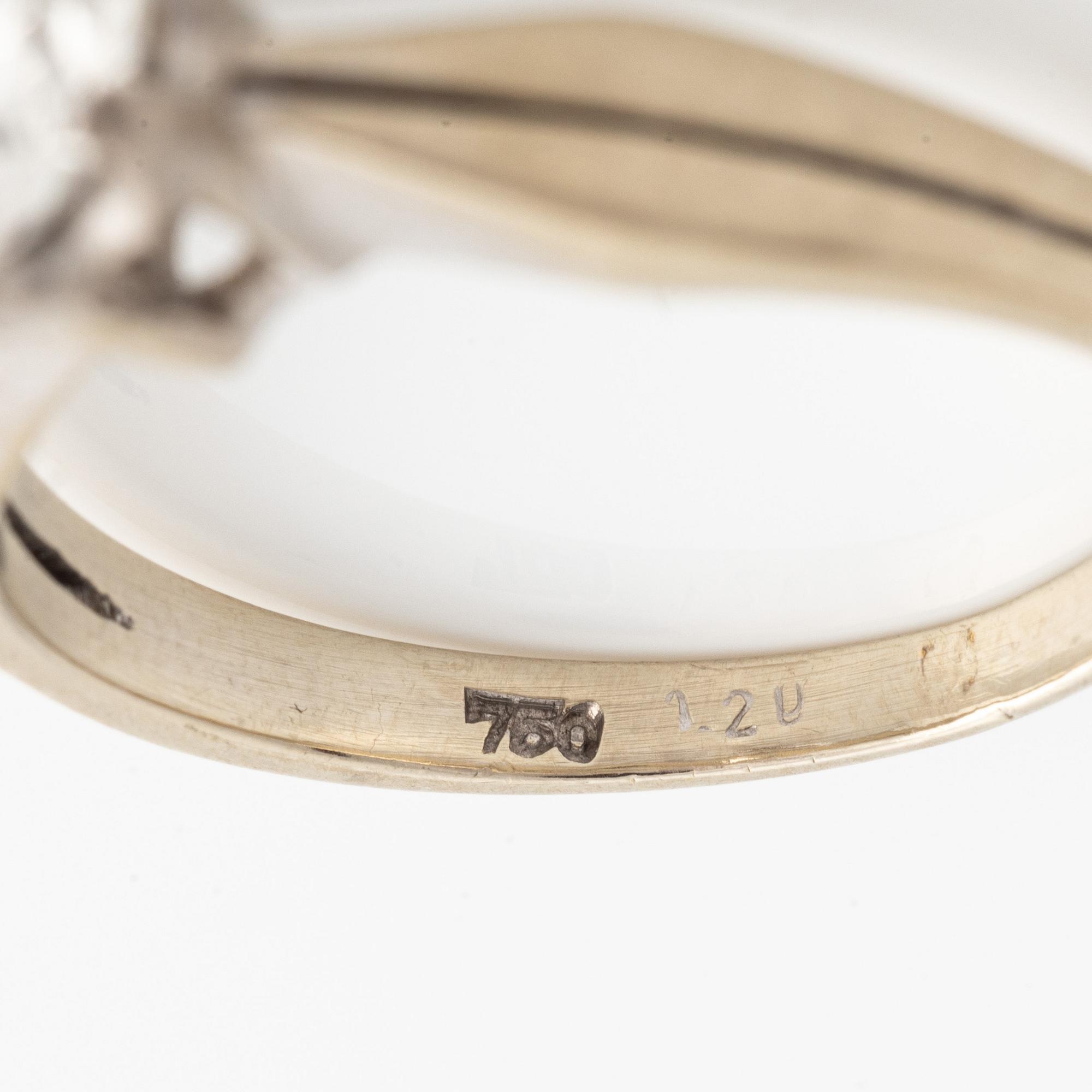 Ring, 18K vitguld med briljantslipad diamant 1,20 ct.