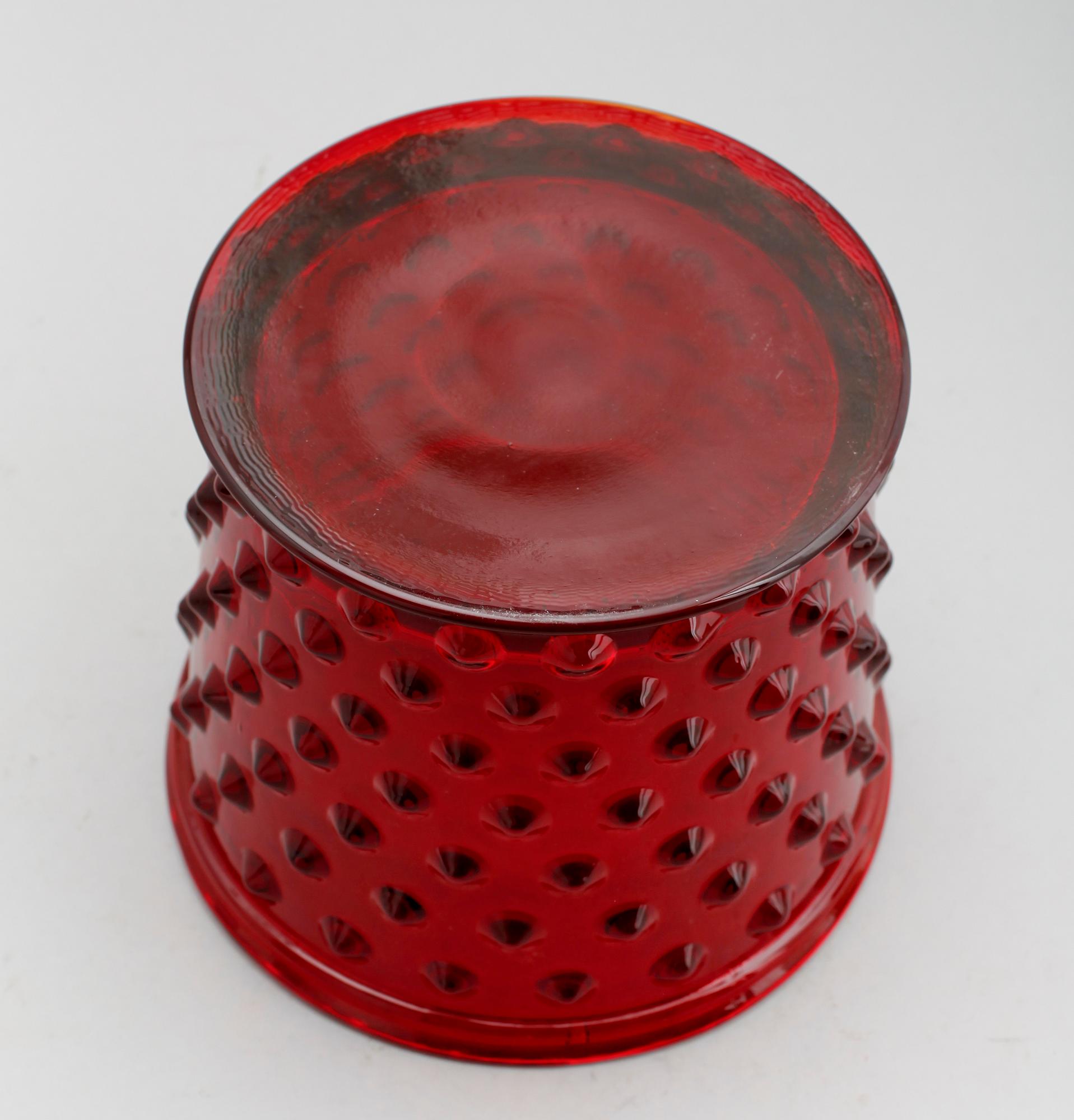 YTTERFODER, rött glas, "Hortus", Josef Frank, Svenskt Tenn.