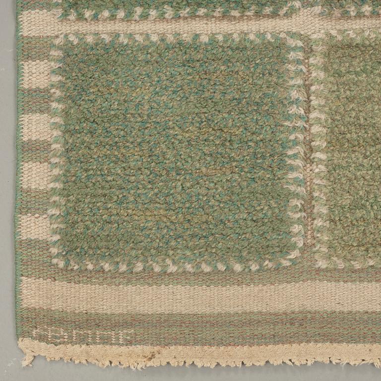 Barbro Nilsson, A CARPET, "Gyllenrutan grön", knotted pile in relief, ca 288,5 x 204,5 cm, signed AB MMF BN.