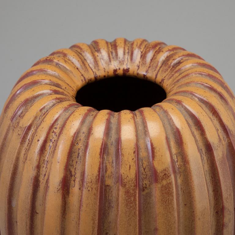 VICKE LINDSTRAND, an earthenware vase from Upsala-Ekeby, 1944-53.