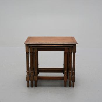 SATSBORD, 3 delar, 1900-talets andra hälft.