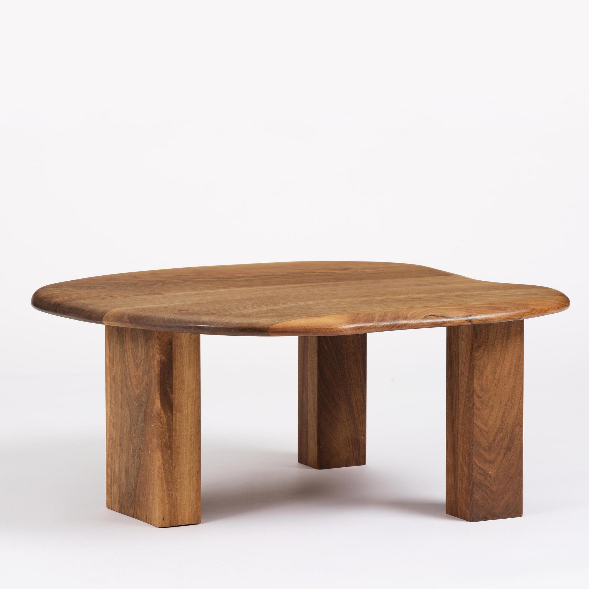 Niklas Runesson, soffbord, unikt, egen studio, Stockholm, 2021.