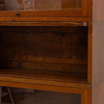 Bokskåp, Åtvidaberg, tidigt 1900-tal.