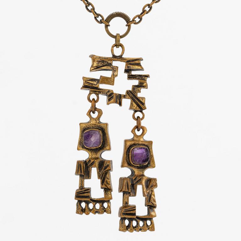 Pentti Sarpaneva, necklace, bronze with amethysts.