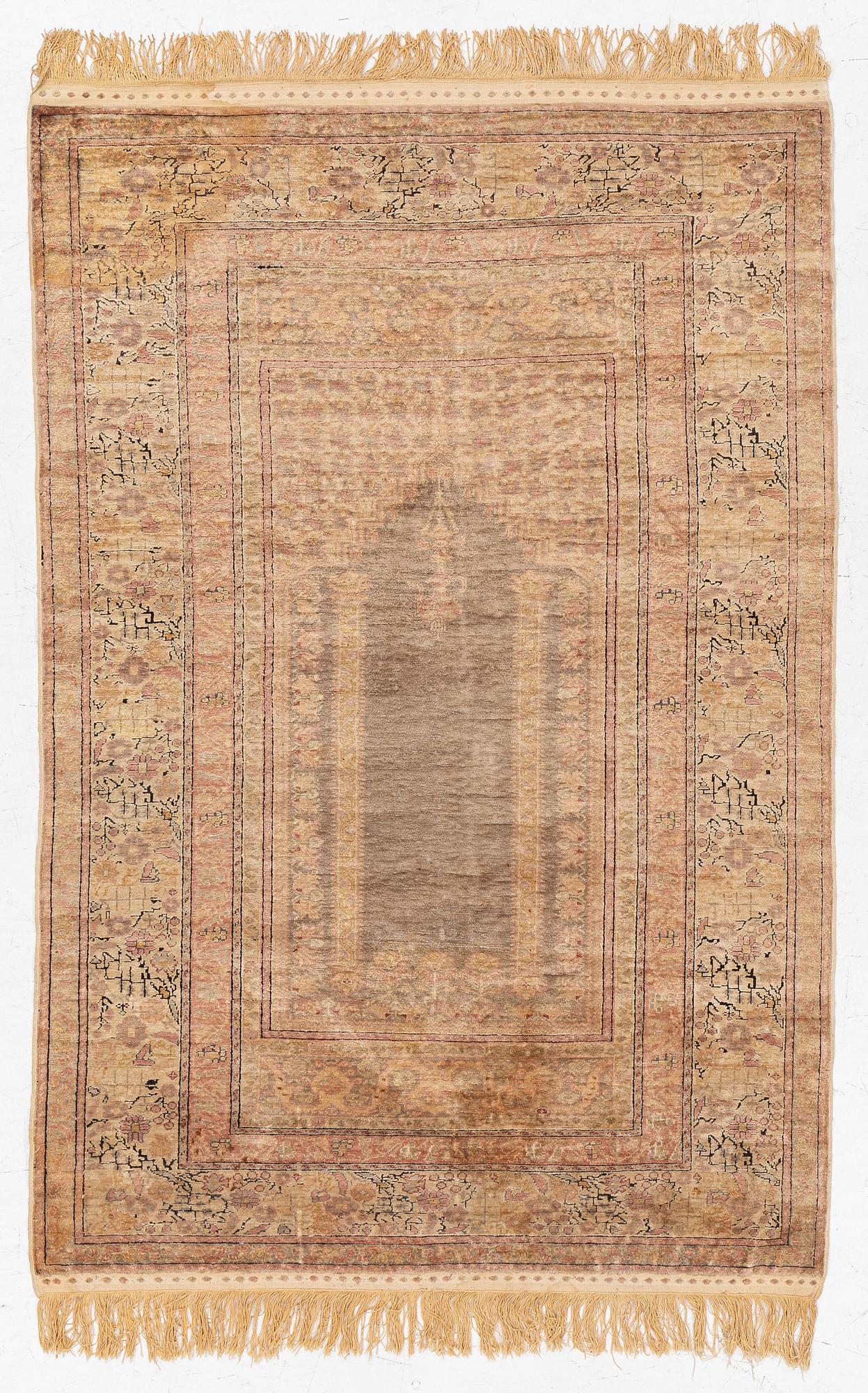 Prayer rug, Kayseri, approx. 174 x 112 cm.