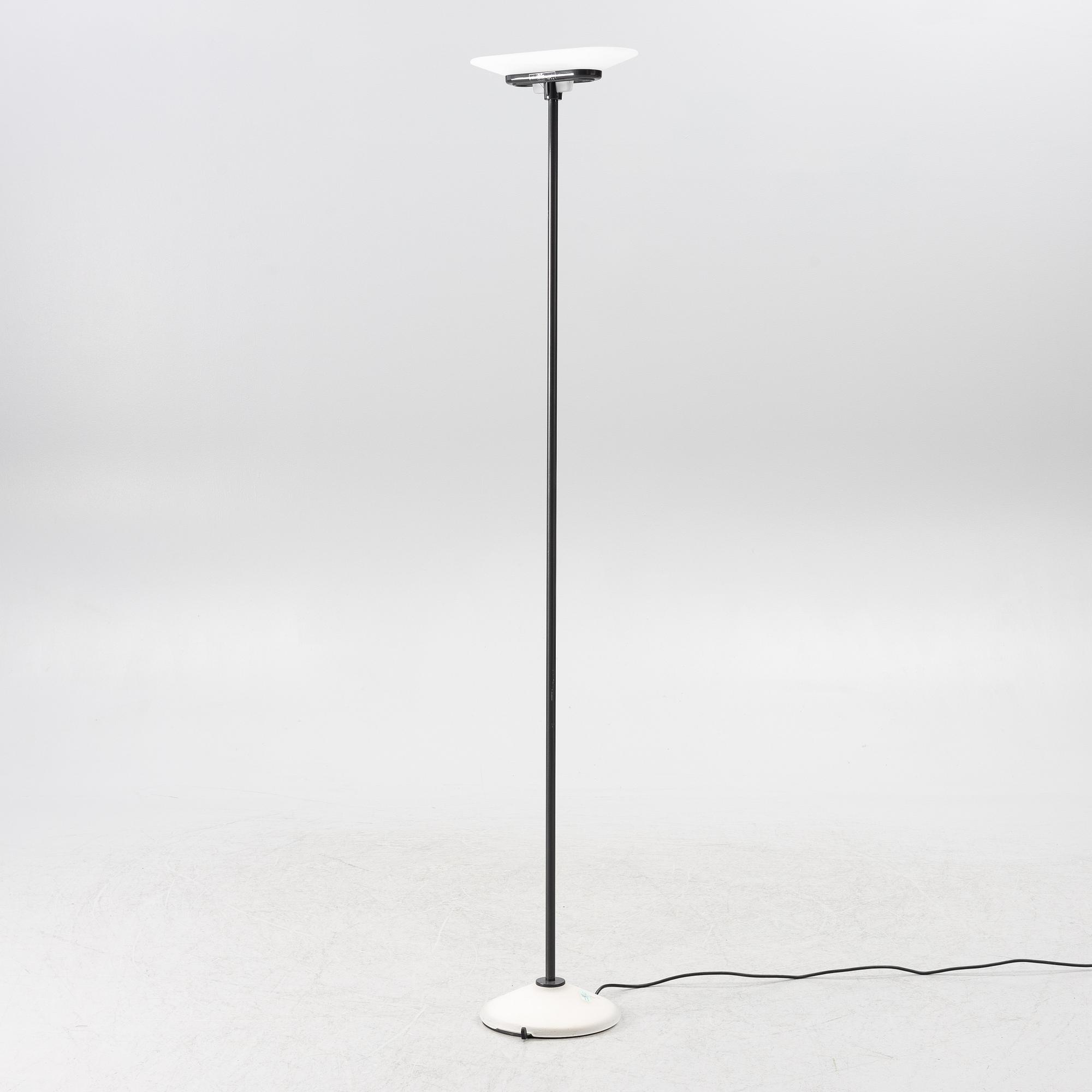 P.King, S.Miranda & G.Arnaldi, golvlampa, "Jill", Arteluce, 1900-talets slut.