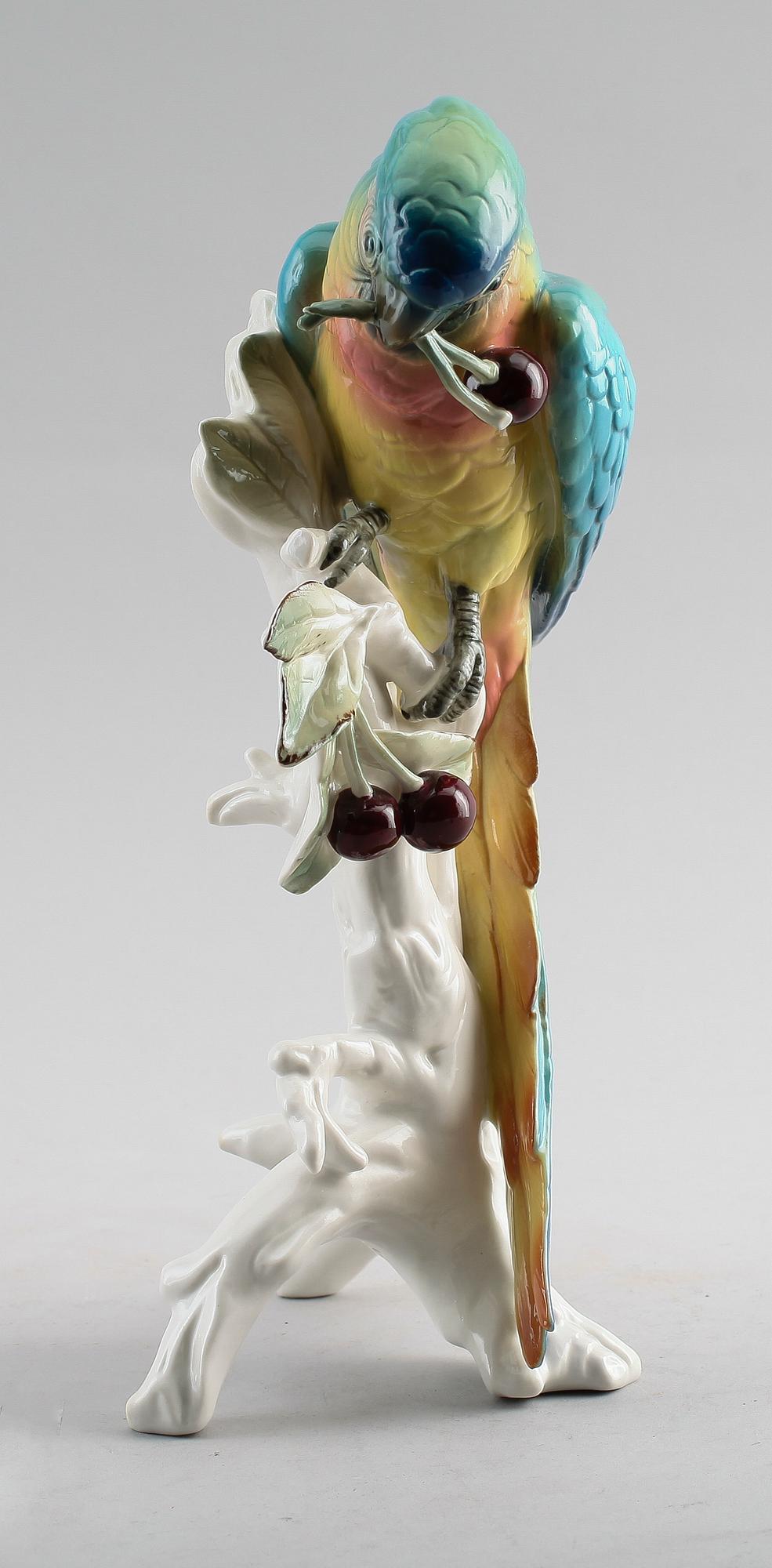 FIGUR, porslin, Karl Ens, 1900-talets mitt.