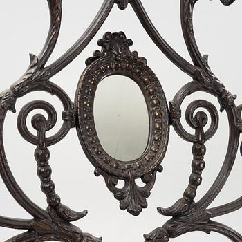 A coat rack, first half of the 20th Century.
