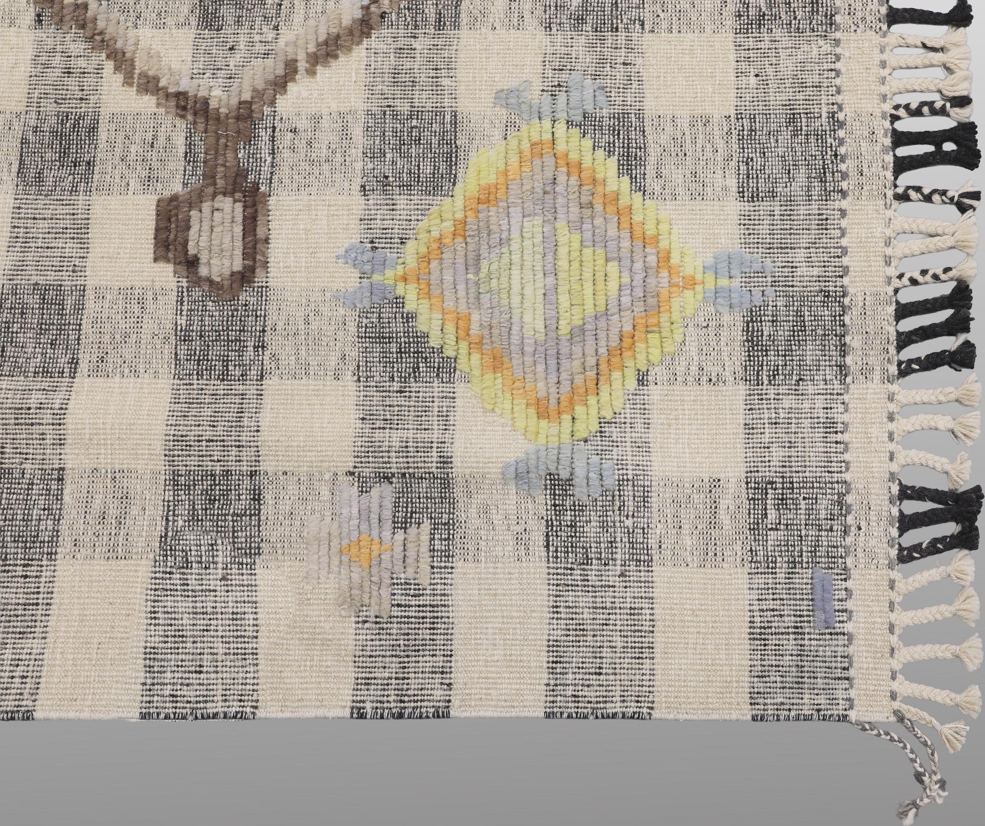 A kilim carpet with relief, 361 x 273 cm.