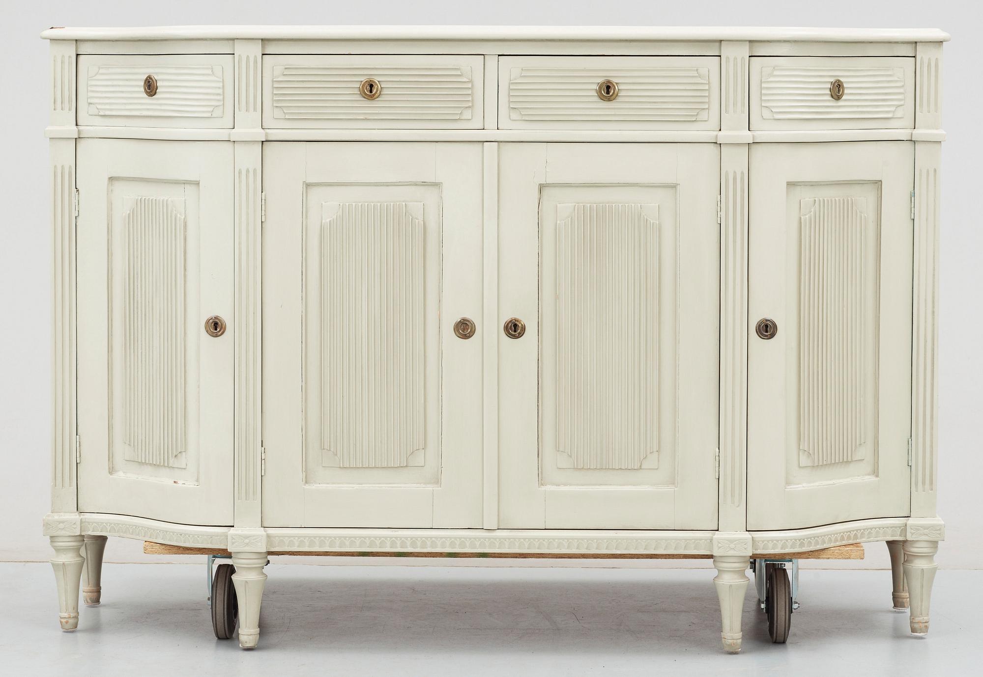 SKÄNK, gustaviansk-stil, 1900-talets början.