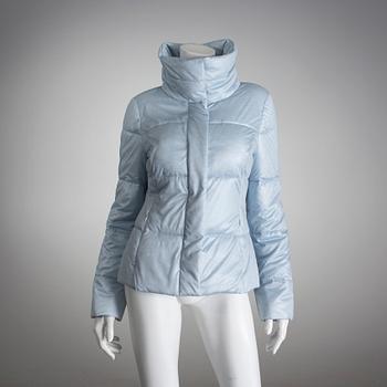 DUNJACKA, Escada Sport.