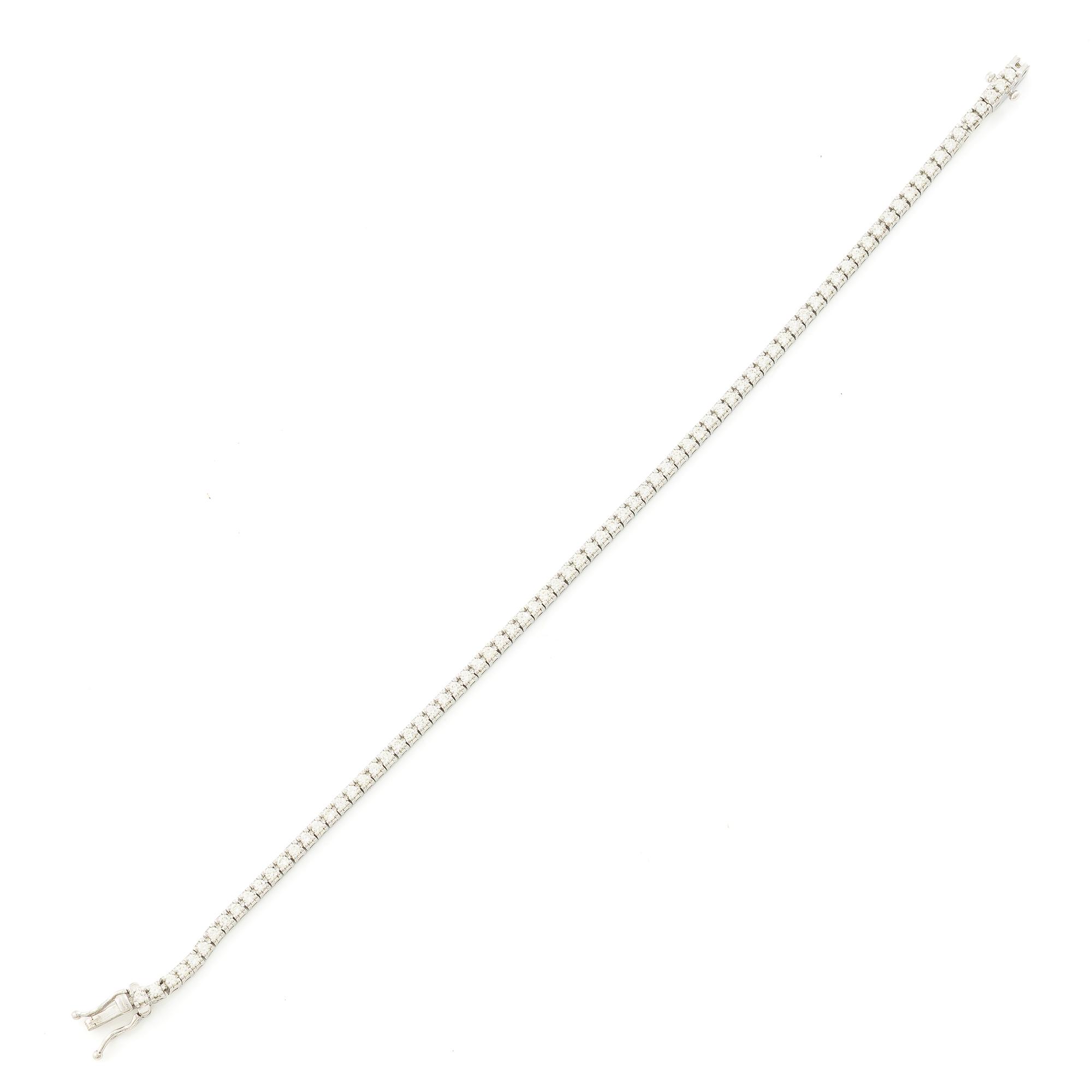 Tennisamband, 18K vitguld med briljantslipade diamanter.