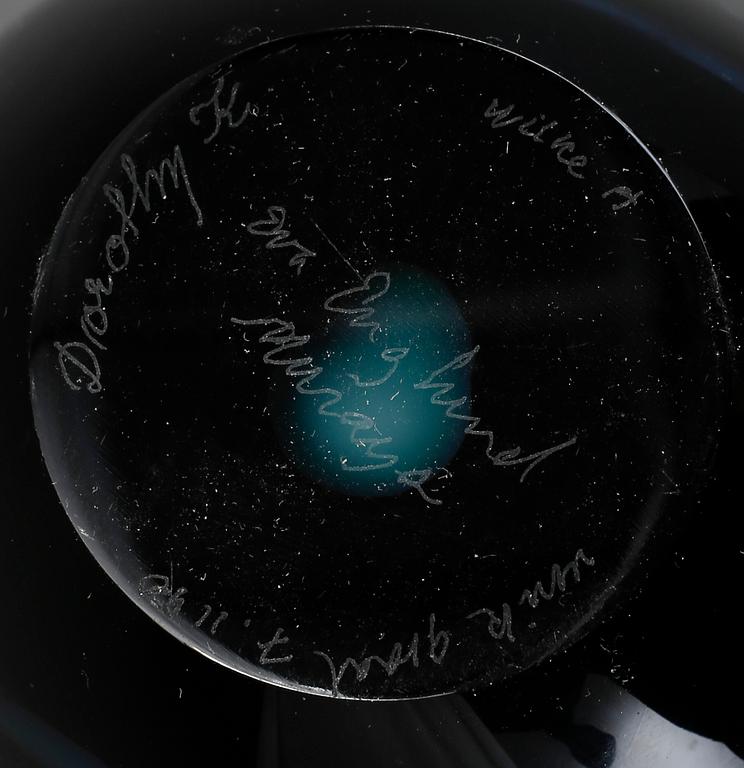 VAS, glas graal, Eva Englund, Muraya, 1990-tal.(otydligt daterad).