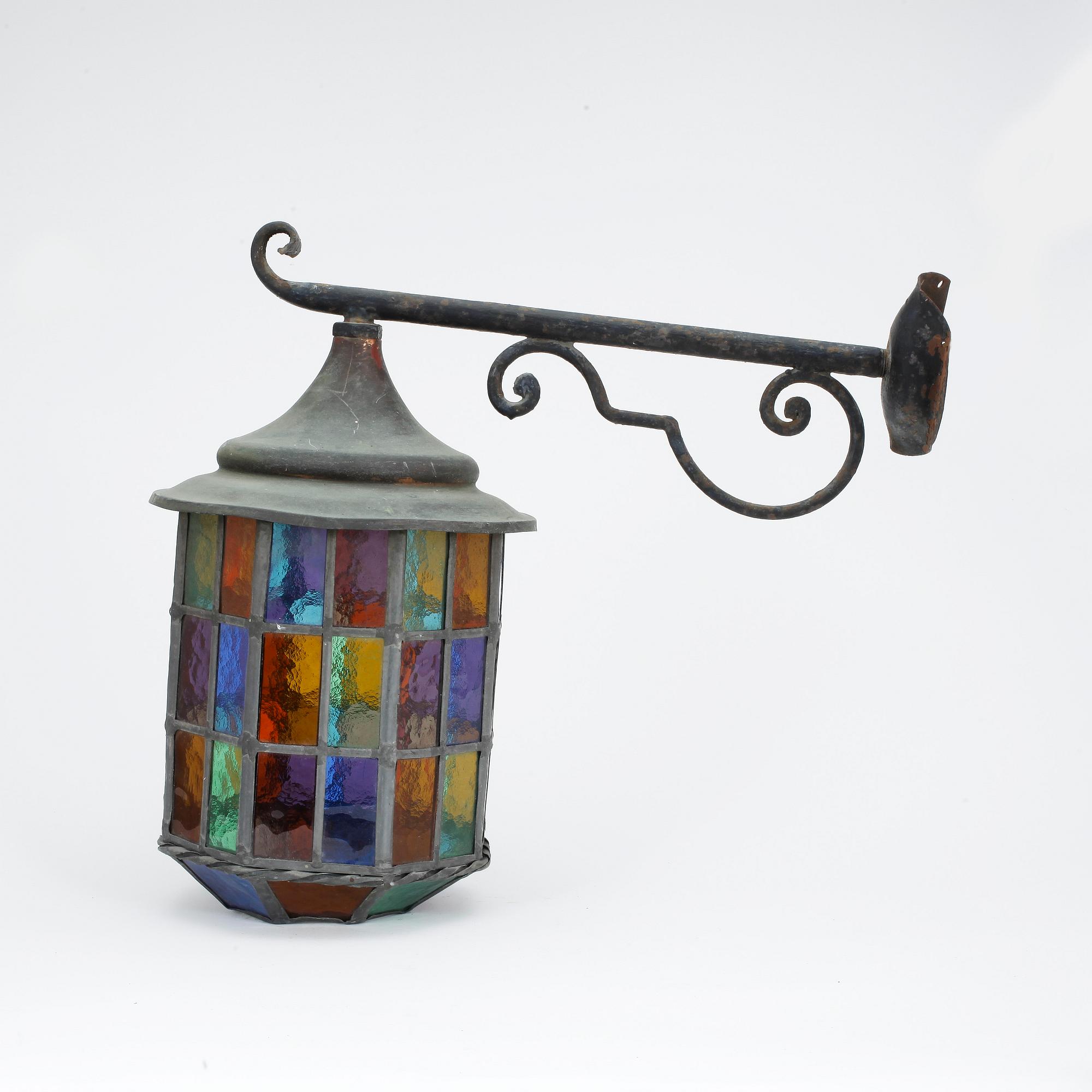 UTOMHUSBELYSNING, 1900-talets första hälft.